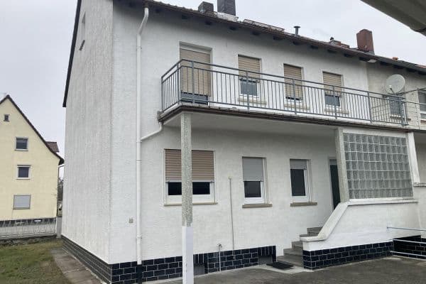 Prodej domu 137 m², pozemek 343 m², Griesheim Prodej domu 137 m², pozemek 343 m², Griesheim