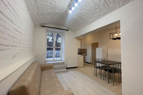 Pronájem bytu 2+kk 62 m², Sevastopolská, Praha Pronájem bytu 2+kk 62 m², Sevastopolská, Praha