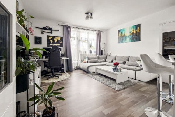 Prodej bytu 2+kk 53 m², Uherova, Chýně Prodej bytu 2+kk 53 m², Uherova, Chýně