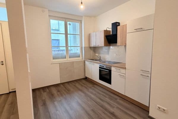 Pronájem bytu 2+kk 52 m², Pforzheim Pronájem bytu 2+kk 52 m², Pforzheim