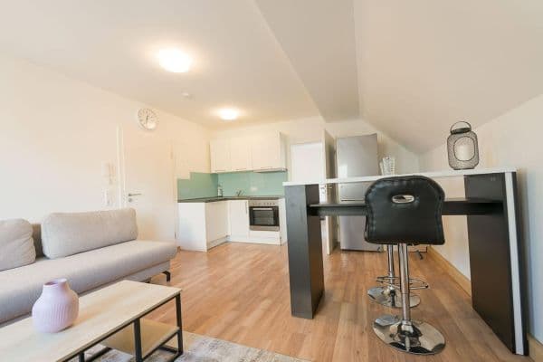 Pronájem bytu 2+1 45 m², Klingenbergerstr. 153, Heilbronn Pronájem bytu 2+1 45 m², Klingenbergerstr. 153, Heilbronn