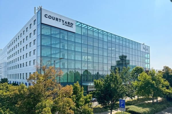 Pronájem kanceláře 50 m², Aviatická, Praha Pronájem kanceláře 50 m², Aviatická, Praha