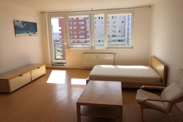 Pronájem bytu 1+kk 43 m², Petržílkova, Praha Pronájem bytu 1+kk 43 m², Petržílkova, Praha