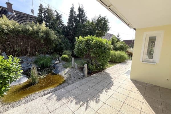 Prodej domu 204 m², pozemek 542 m², Mickhausen Prodej domu 204 m², pozemek 542 m², Mickhausen