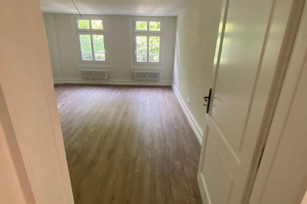 Pronájem bytu 4+1 110 m², Bad Schwalbach Pronájem bytu 4+1 110 m², Bad Schwalbach