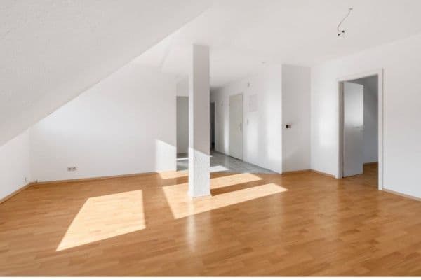 Pronájem bytu 3+1 85 m², Reichsstraße 10, Bochum, Severní Porýní-Vestfálsko Pronájem bytu 3+1 85 m², Reichsstraße 10, Bochum, Severní Porýní-Vestfálsko