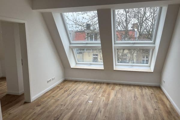 Pronájem bytu 2+1 48 m², Dietzgenstraße 93, Berlin, Berlín Pronájem bytu 2+1 48 m², Dietzgenstraße 93, Berlin, Berlín