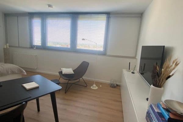 Prodej bytu 1+1 35 m², Köln, Severní Porýní-Vestfálsko Prodej bytu 1+1 35 m², Köln, Severní Porýní-Vestfálsko