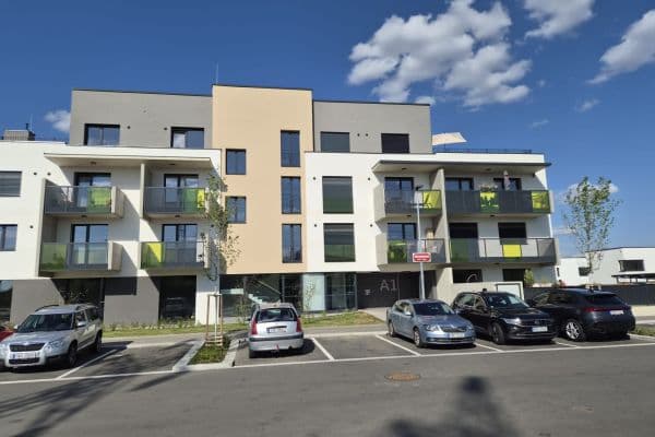 Pronájem bytu 3+kk 73 m², Blažimská, Praha Pronájem bytu 3+kk 73 m², Blažimská, Praha