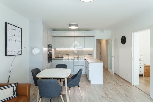 Prodej bytu 4+kk 146 m², Hornoměcholupská, Praha Prodej bytu 4+kk 146 m², Hornoměcholupská, Praha
