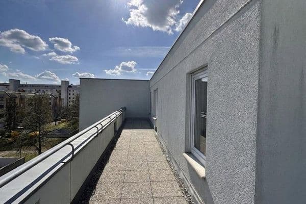 Pronájem bytu 2+1 76 m², Karlsruhe, Bádensko-Württembersko Pronájem bytu 2+1 76 m², Karlsruhe, Bádensko-Württembersko