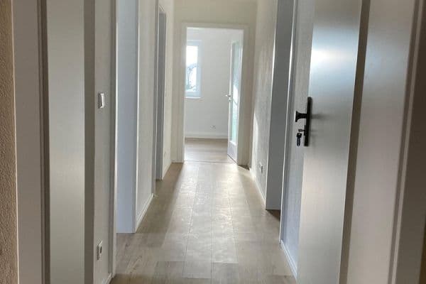 Pronájem bytu 3+1 58 m², Schwäbelstr. 4, Schwandorf, Bavorsko Pronájem bytu 3+1 58 m², Schwäbelstr. 4, Schwandorf, Bavorsko