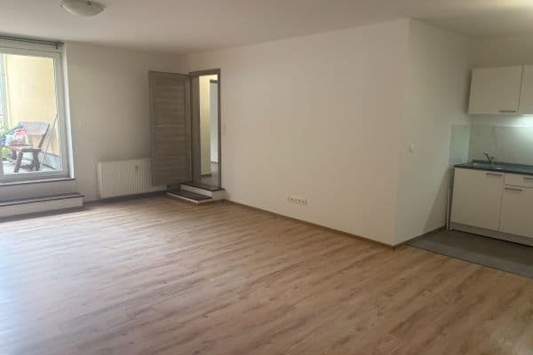 Pronájem bytu 2+kk 63 m², Mělnická, Benátky nad Jizerou Pronájem bytu 2+kk 63 m², Mělnická, Benátky nad Jizerou