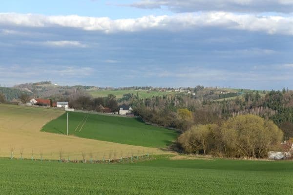 Prodej pozemku 16.900 m², Čestín Prodej pozemku 16.900 m², Čestín