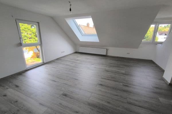 Pronájem bytu 2+1 65 m², Göppingen Pronájem bytu 2+1 65 m², Göppingen