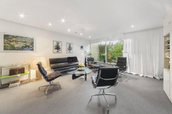 Prodej bytu 4+1 120 m², Berlin, Berlín Prodej bytu 4+1 120 m², Berlin, Berlín