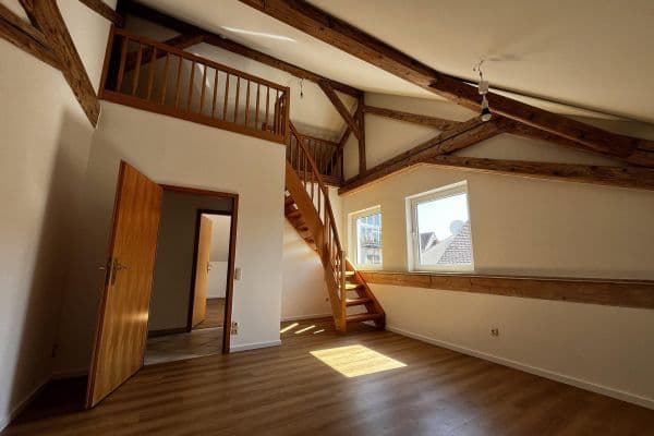 Pronájem bytu 4+1 115 m², Kelheim Pronájem bytu 4+1 115 m², Kelheim