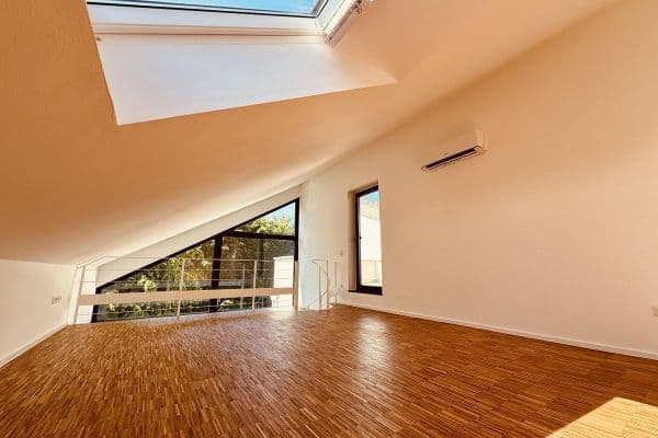 Pronájem bytu 2+kk 92 m², Arndtstraße 32-34, Köln, Severní Porýní-Vestfálsko Pronájem bytu 2+kk 92 m², Arndtstraße 32-34, Köln, Severní Porýní-Vestfálsko
