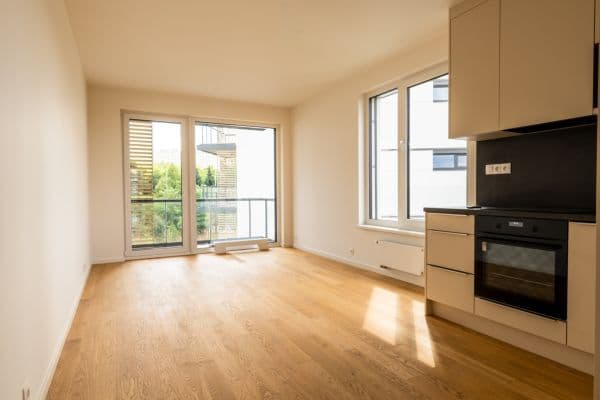 Pronájem bytu 2+kk 56 m², Veselovského, Praha Pronájem bytu 2+kk 56 m², Veselovského, Praha