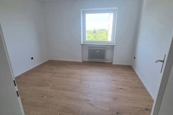 Prodej bytu 3+1 66 m², München, Bavorsko Prodej bytu 3+1 66 m², München, Bavorsko