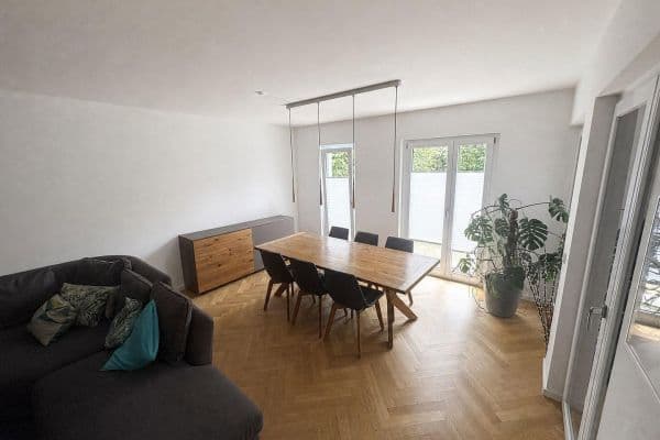 Prodej bytu 4+1 114 m², Frankfurt, Hessen Prodej bytu 4+1 114 m², Frankfurt, Hessen