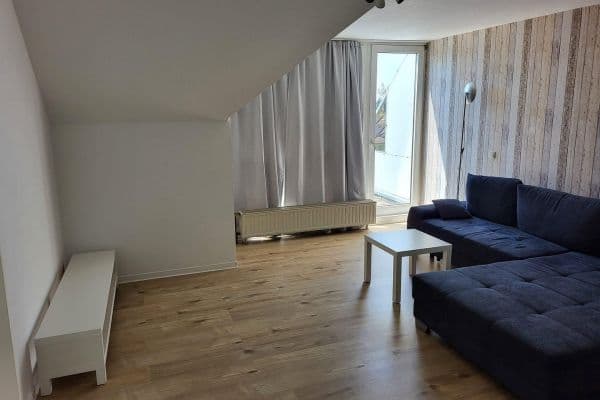 Pronájem bytu 2+1 60 m², Würselen Pronájem bytu 2+1 60 m², Würselen