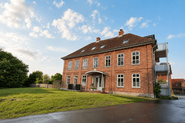 Pronájem bytu 5+1 137 m², Hansfelder Hof 1, Hamberge Pronájem bytu 5+1 137 m², Hansfelder Hof 1, Hamberge