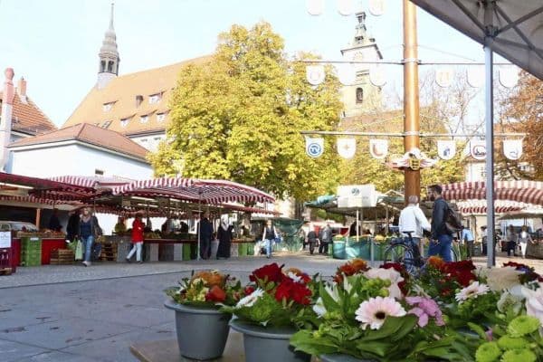Pronájem bytu 1+1 27 m², Stuttgart, Bádensko-Württembersko Pronájem bytu 1+1 27 m², Stuttgart, Bádensko-Württembersko