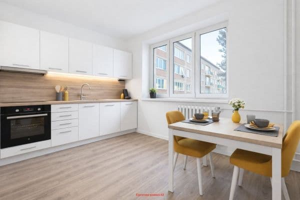 Pronájem bytu 2+1 55 m², Cihelní, Karviná, Moravskoslezský kraj Pronájem bytu 2+1 55 m², Cihelní, Karviná, Moravskoslezský kraj