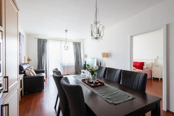 Prodej bytu 3+kk 74 m², Za Devítkou, Jinočany Prodej bytu 3+kk 74 m², Za Devítkou, Jinočany