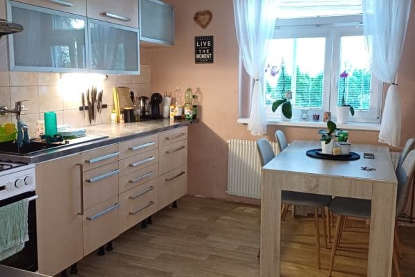 Pronájem bytu 2+1 52 m², Hluboká, Děčín Pronájem bytu 2+1 52 m², Hluboká, Děčín