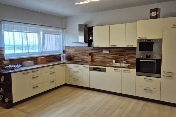 Pronájem bytu 3+kk 60 m², Pavla Beneše, Praha Pronájem bytu 3+kk 60 m², Pavla Beneše, Praha