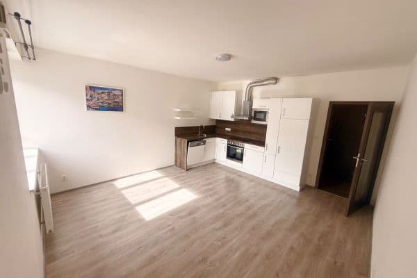Pronájem bytu 2+kk 52 m², Jaroslava Holečka, Kladno Pronájem bytu 2+kk 52 m², Jaroslava Holečka, Kladno