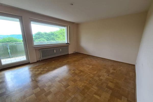 Prodej bytu 3+1 80 m², Wuppertal Prodej bytu 3+1 80 m², Wuppertal