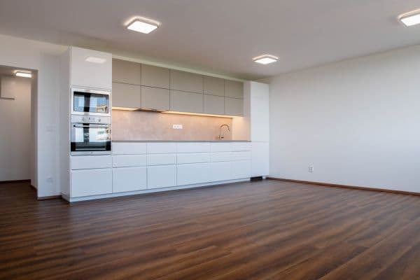Prodej bytu 3+kk 85 m², Doležalova, Praha Prodej bytu 3+kk 85 m², Doležalova, Praha