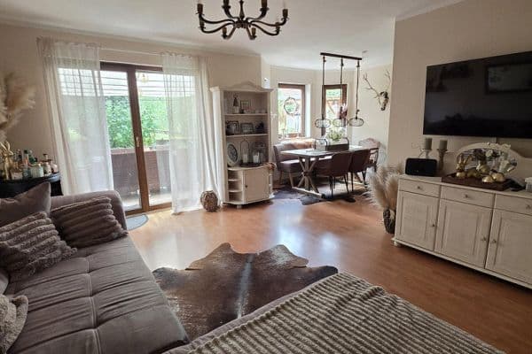 Pronájem domu 120 m², pozemek 200 m², Dammweg 16/1, Bammental Pronájem domu 120 m², pozemek 200 m², Dammweg 16/1, Bammental