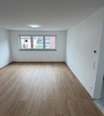 Pronájem bytu 3+1 65 m², Schubertstr 9, Ketsch, Bádensko-Württembersko Pronájem bytu 3+1 65 m², Schubertstr 9, Ketsch, Bádensko-Württembersko