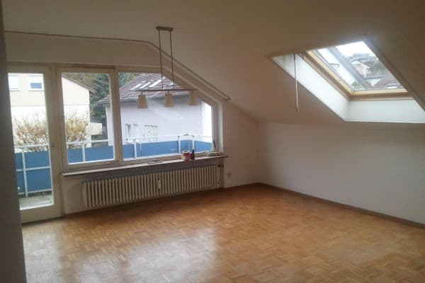 Pronájem bytu 4+1 83 m², Walchenseestraße 33, Stuttgart, Bádensko-Württembersko Pronájem bytu 4+1 83 m², Walchenseestraße 33, Stuttgart, Bádensko-Württembersko