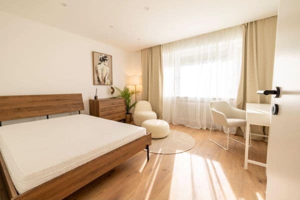 Pronájem bytu 92 m², Garmischer Straße 193, München, Bavorsko Pronájem bytu 92 m², Garmischer Straße 193, München, Bavorsko