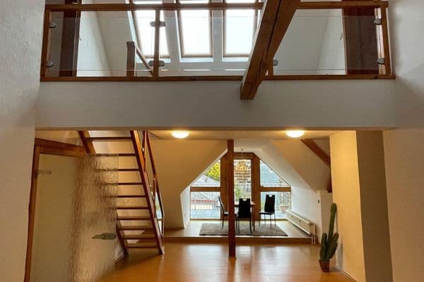 Pronájem bytu 3+1 100 m², Pfisterstraße, Fürth, Bavorsko Pronájem bytu 3+1 100 m², Pfisterstraße, Fürth, Bavorsko