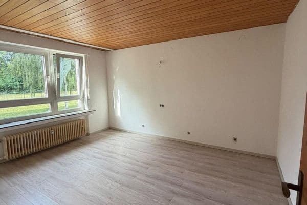 Pronájem bytu 4+1 90 m², Großkrotzenburg Pronájem bytu 4+1 90 m², Großkrotzenburg
