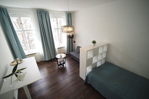 Pronájem bytu 1+1 37 m², Berlin, Berlín Pronájem bytu 1+1 37 m², Berlin, Berlín