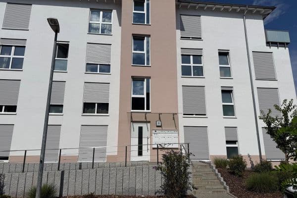 Pronájem bytu 2+1 58 m², Elisabeth-Selbert-Straße 3, Offenburg Pronájem bytu 2+1 58 m², Elisabeth-Selbert-Straße 3, Offenburg
