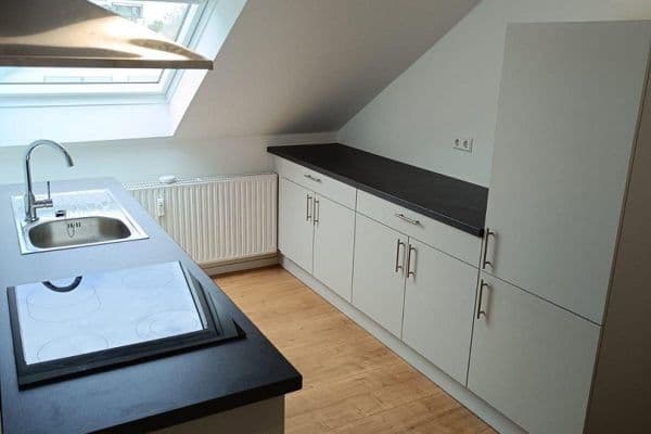 Pronájem bytu 1+kk 26 m², Güglinger Strasse 11, Heilbronn, Bádensko-Württembersko Pronájem bytu 1+kk 26 m², Güglinger Strasse 11, Heilbronn, Bádensko-Württembersko