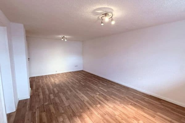 Pronájem bytu 2+1 55 m², Goethestrasse 57, Heilbronn, Bádensko-Württembersko Pronájem bytu 2+1 55 m², Goethestrasse 57, Heilbronn, Bádensko-Württembersko