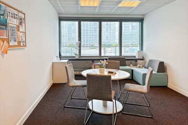 Pronájem kanceláře 75 m², Nádražní, Praha, Praha Pronájem kanceláře 75 m², Nádražní, Praha, Praha