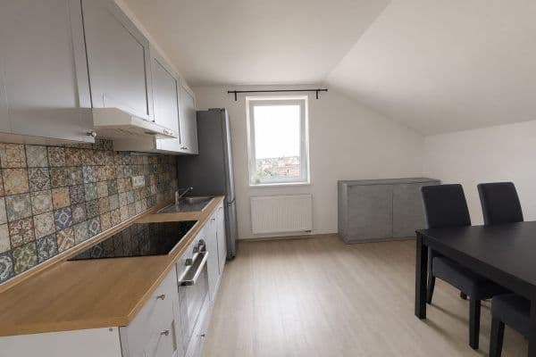 Pronájem bytu 2+kk 57 m², Zborovská, Dobříš Pronájem bytu 2+kk 57 m², Zborovská, Dobříš
