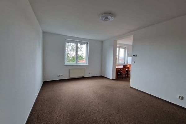 Pronájem bytu 2+1 65 m², Sečská, Praha Pronájem bytu 2+1 65 m², Sečská, Praha
