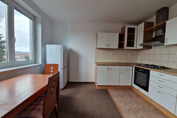 Pronájem bytu 2+1 65 m², Sečská, Praha Pronájem bytu 2+1 65 m², Sečská, Praha