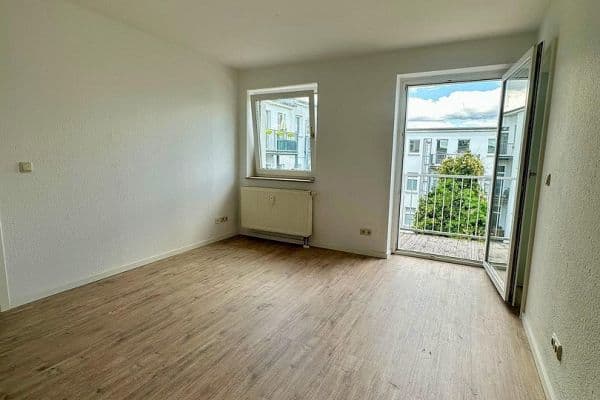 Pronájem bytu 2+1 43 m², Arndtstraße 30, Magdeburg, Sasko-Anhaltsko Pronájem bytu 2+1 43 m², Arndtstraße 30, Magdeburg, Sasko-Anhaltsko